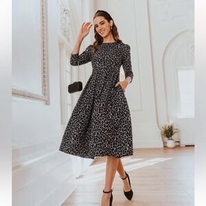 Ivy City Waldorf Leopard Print Midi Dress